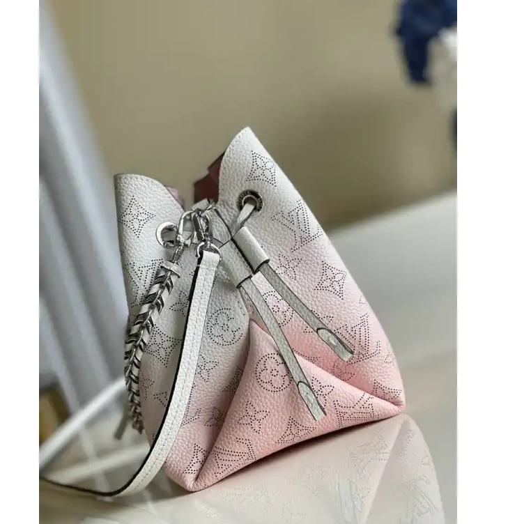 2105GV0080 Bags LV 0708